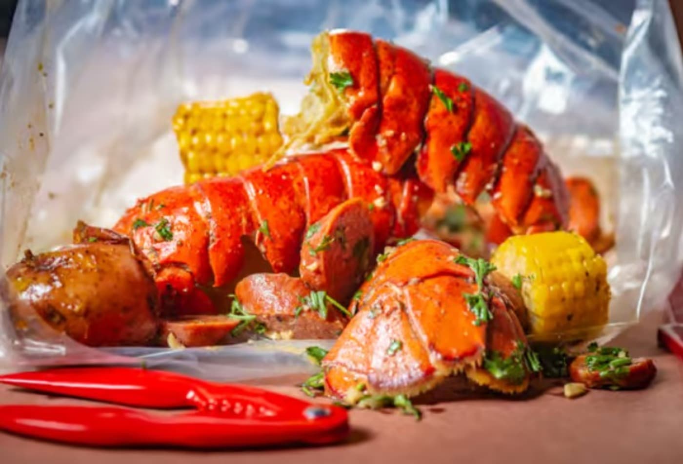1/2 lb Snow Crab Leg, 1/2 lb Shrimp (Head Off) & 1 pc Lobster Tail