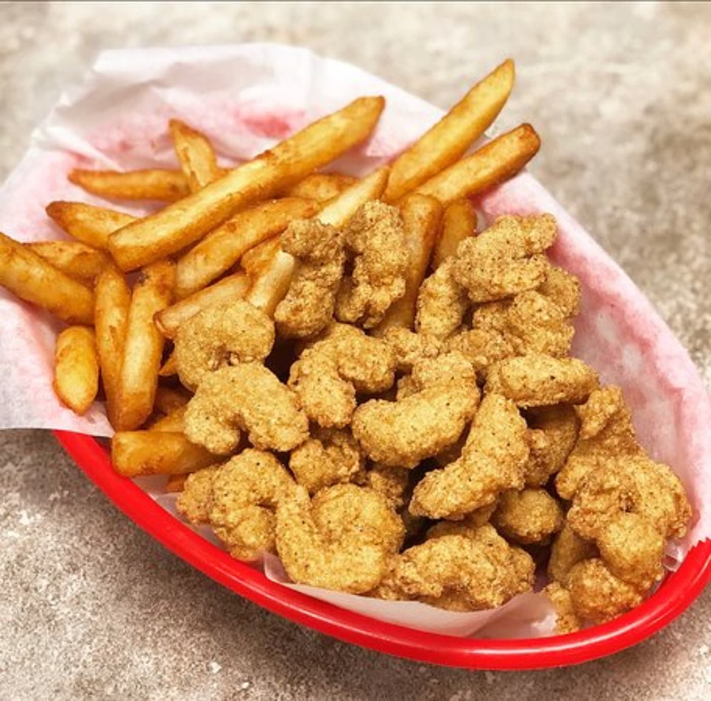 Fried Shrimp Basket (4) & Fries